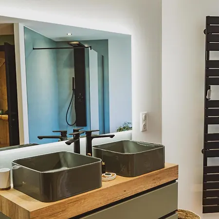 La Flanerie, Spacieux Loft Au Calme Avec Jacuzzi Lejlighed *